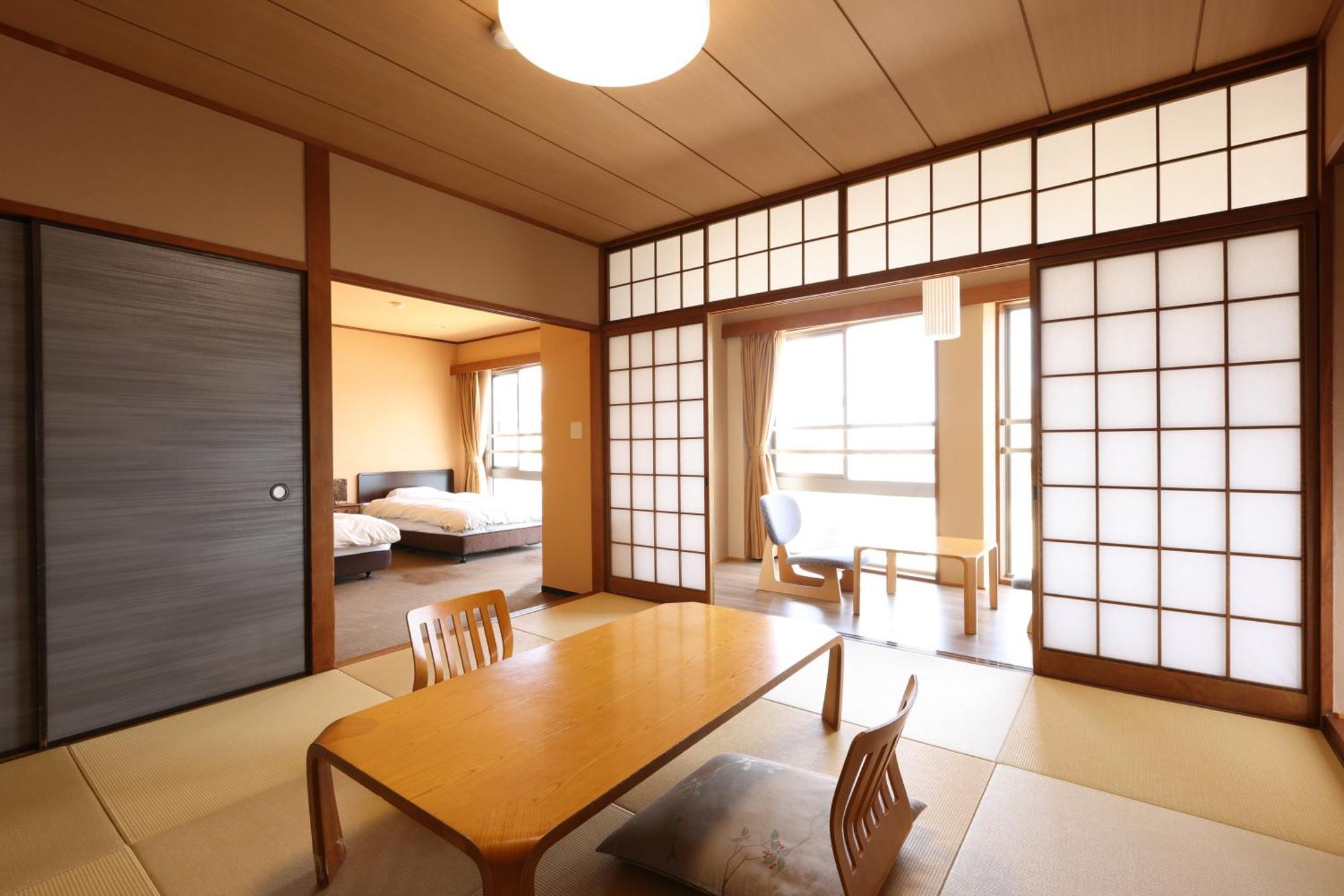 Miyahama Grand Hotel Hatsukaichi Exteriör bild