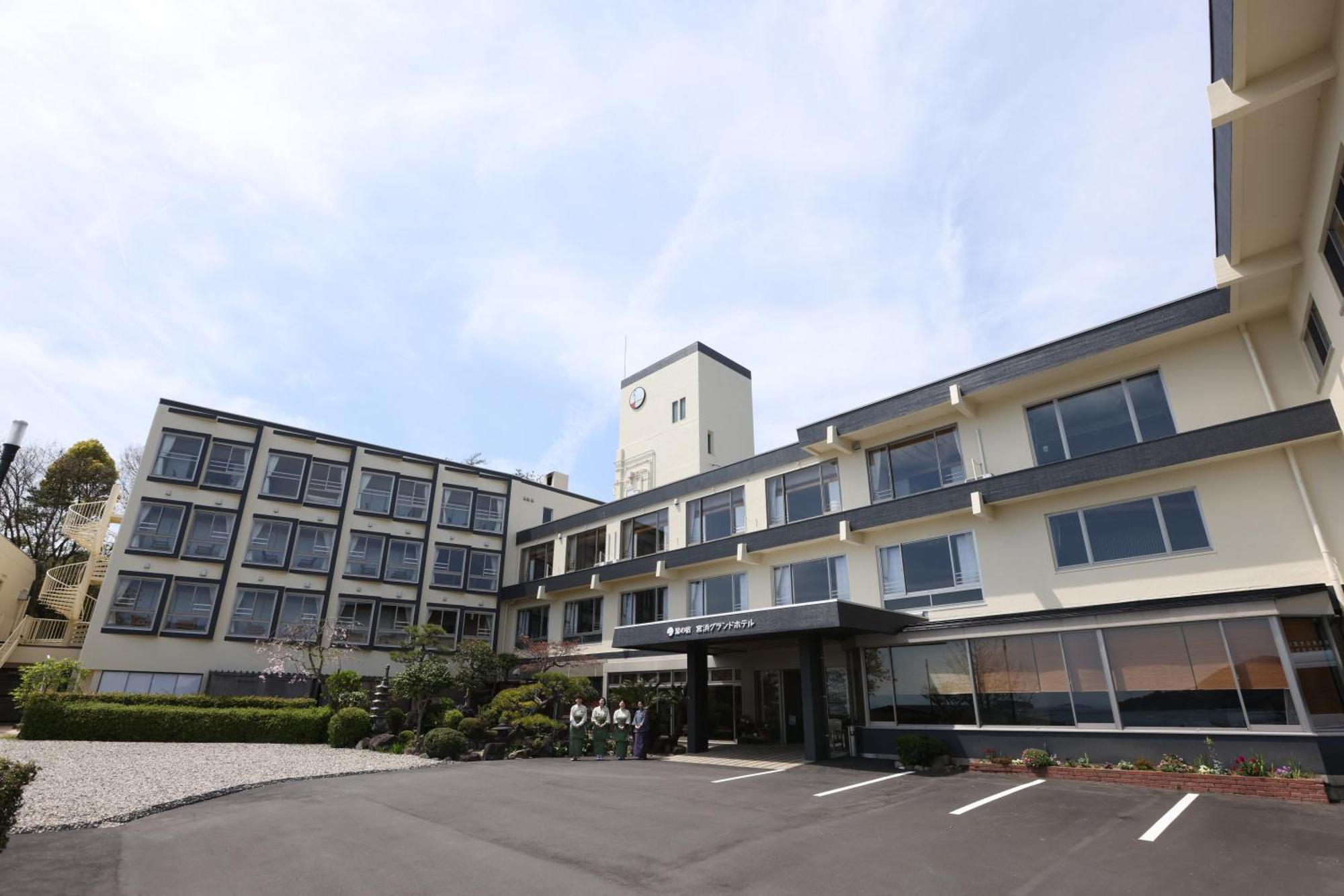 Miyahama Grand Hotel Hatsukaichi Exteriör bild
